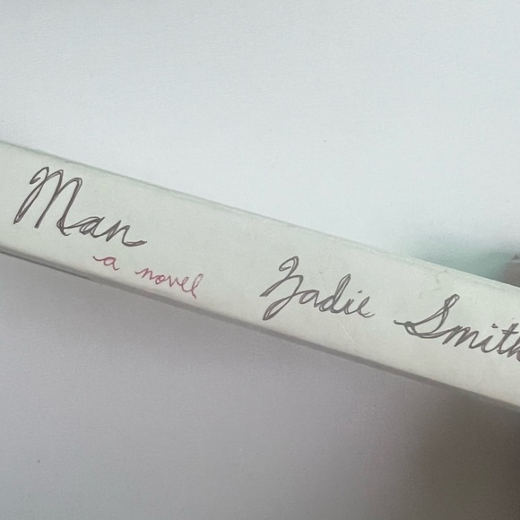 Zadie Smith “The Autograph Man” - Picture 7 of 7